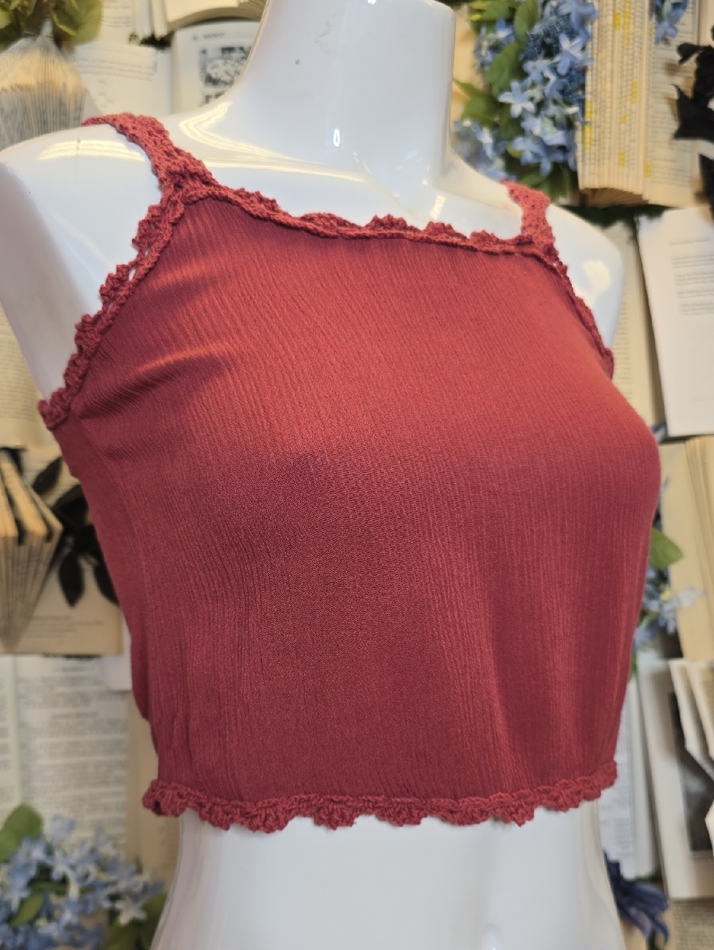 LA Hearts Crochet Lace-up Back Cropped Tank SM Burgundy